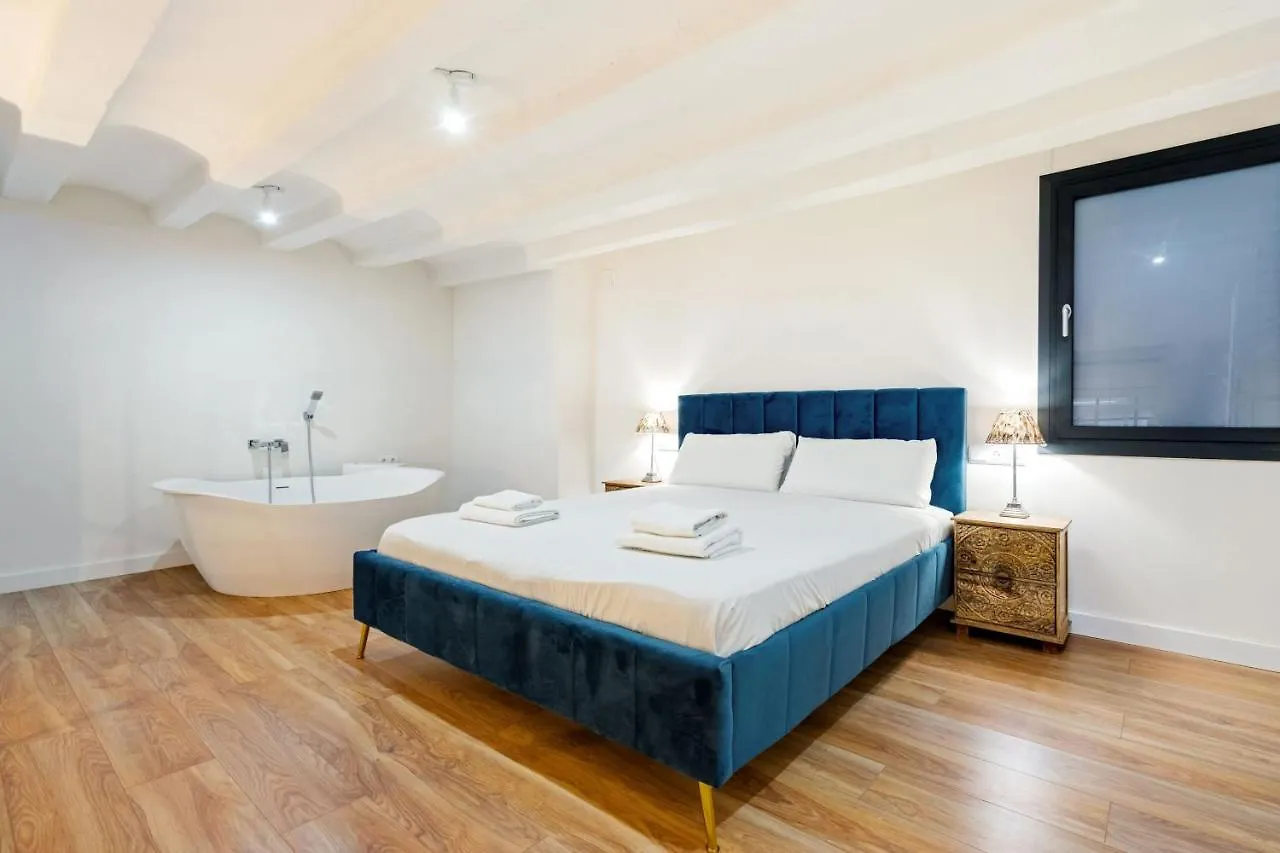Quiet Gem With Jacuzzi In The City Center Barcelona 0*,  Spain