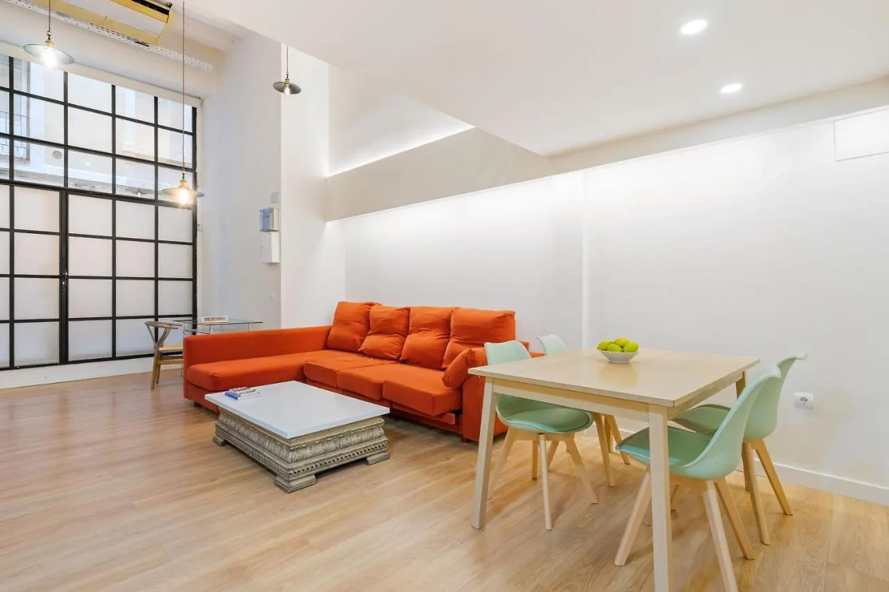Quiet Gem With Jacuzzi In The City Center Barcelona